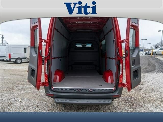 2020 Mercedes-Benz Sprinter (Red/Black)