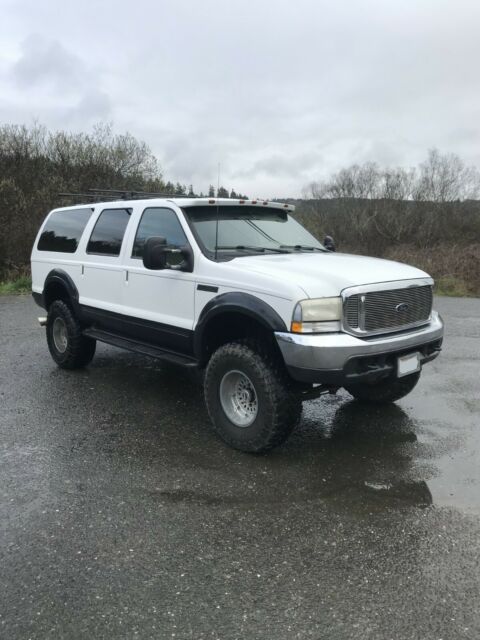 2000 Ford Excursion (White/Tan)