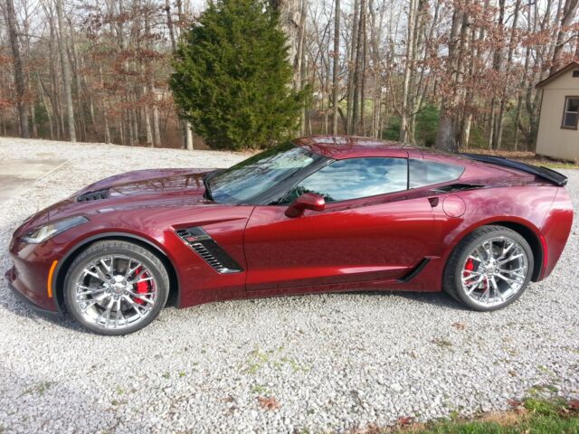 2016 Chevrolet Corvette (Red/Gray)