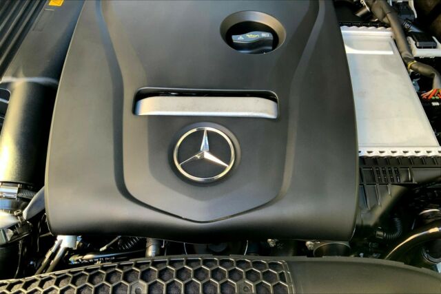 2018 Mercedes-Benz GL-Class (IRIDIUM SILVER  METALLIC/BLACK MB TEX)