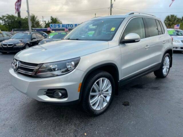 2012 Volkswagen Tiguan (Silver/Tan)