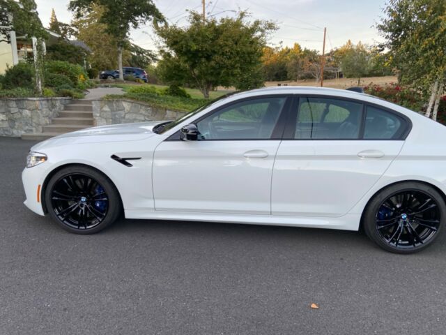 2020 BMW M5 (White/Black)