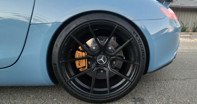 2017 Mercedes-Benz AMG GT S (Blue/Black)
