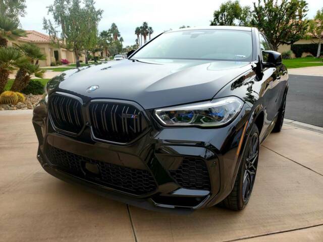 2021 BMW X6 (Black/Black)