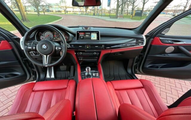 2018 BMW X5 (Gray/Red)