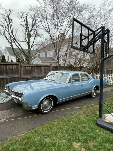 1966 Oldsmobile Eighty-Eight (Black/tan orignal)