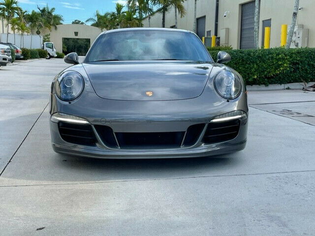 2015 Porsche 911 (Gray/Black)