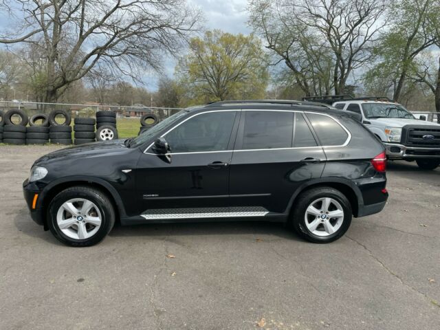 2013 BMW X5 (Black/Brown)