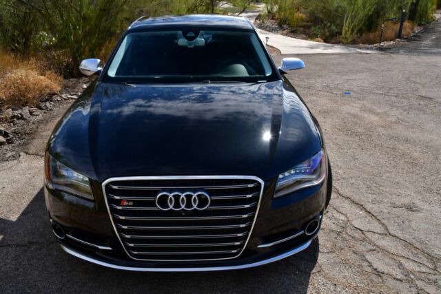 2014 Audi S8