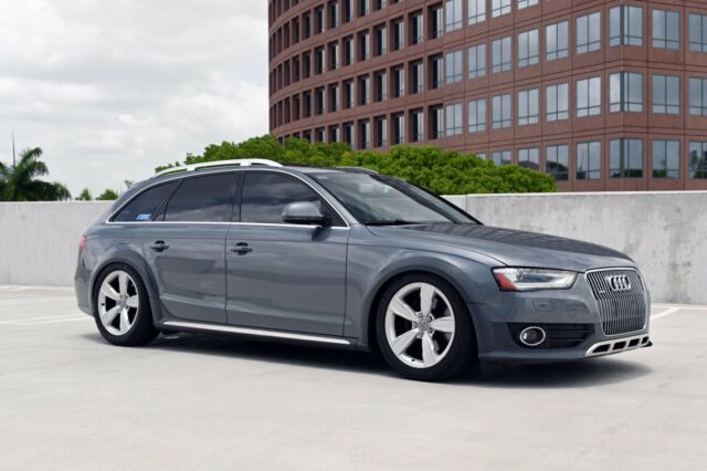 2013 Audi Allroad (Gray/Gray)