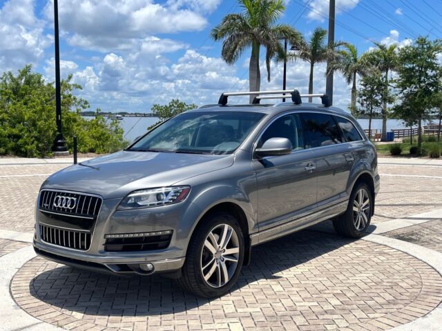 2015 Audi Q7 (Gray/Black)