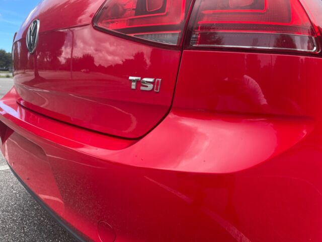 2017 Volkswagen Golf (Red/Tan)