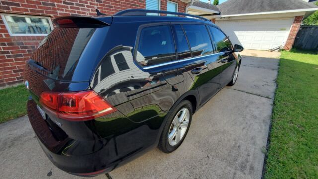 2015 Volkswagen Golf (Black/Black)