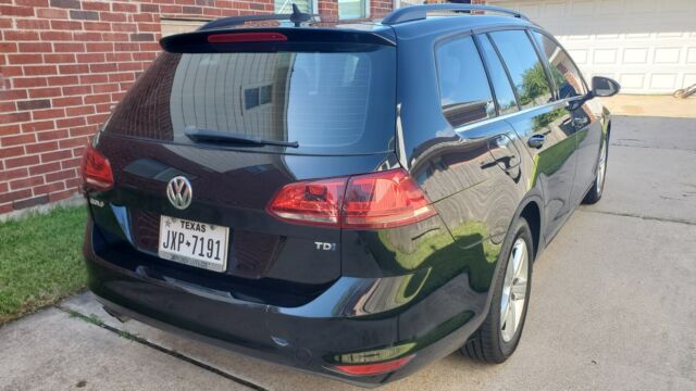 2015 Volkswagen Golf (Black/Black)