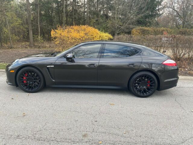 2013 Porsche Panamera (Gray/Tan)