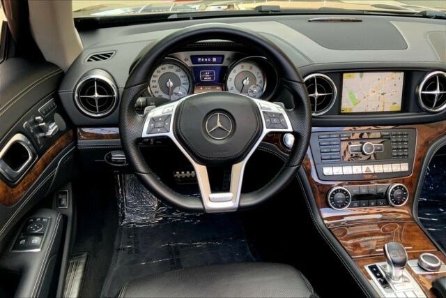 2013 Mercedes-Benz SL-Class (BLACK/BLACK LEATHER)