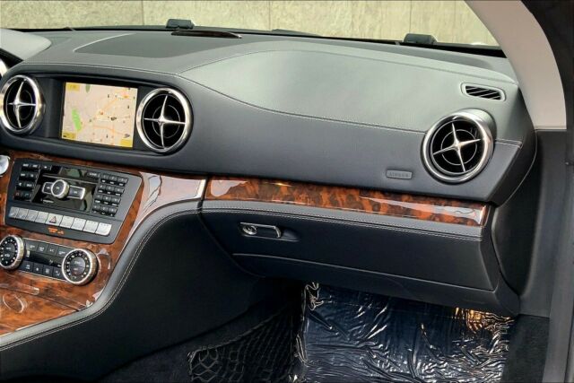 2013 Mercedes-Benz SL-Class (BLACK/BLACK LEATHER)