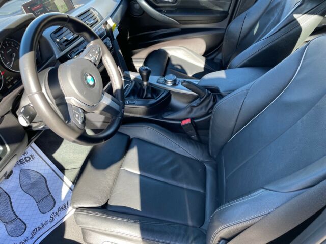 2018 BMW 340i (Black/Black)