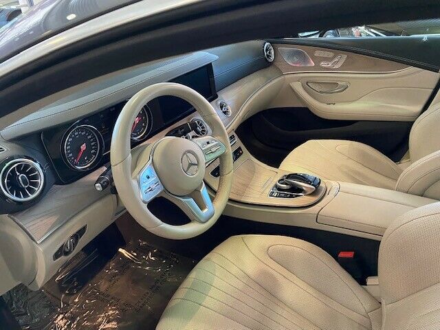 2019 Mercedes-Benz CLS-Class (SELENITE GRAY METALLIC/MACCHIATO BEIGE-MAGMA GRAY LEATHER)