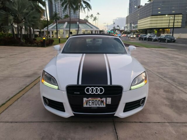 2012 Audi TT (White/Black)