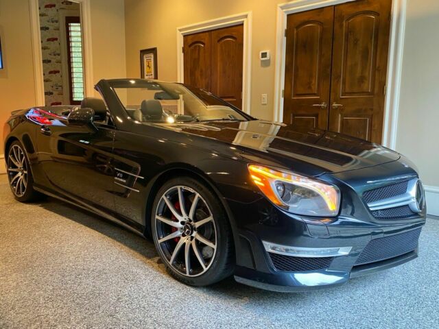 2014 Mercedes-Benz SL63 AMG (Grey/Black)