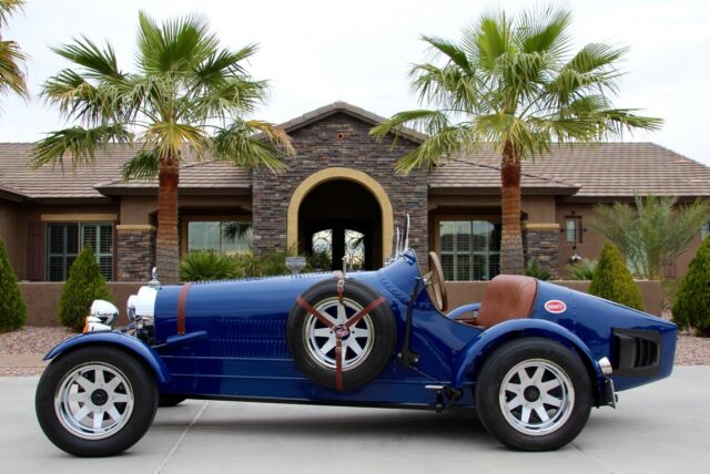 1927 Replica/Kit Makes Bugatti Type - 35B Grand Prix (Blue/Brown)