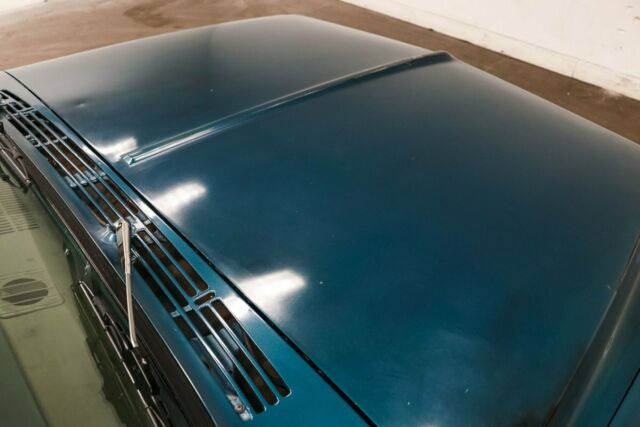 1967 Chevrolet C-10 (Blue/Black)