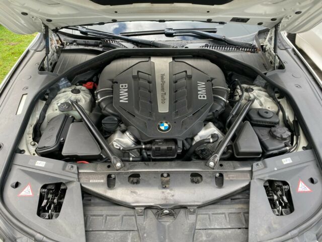2012 BMW 7-Series