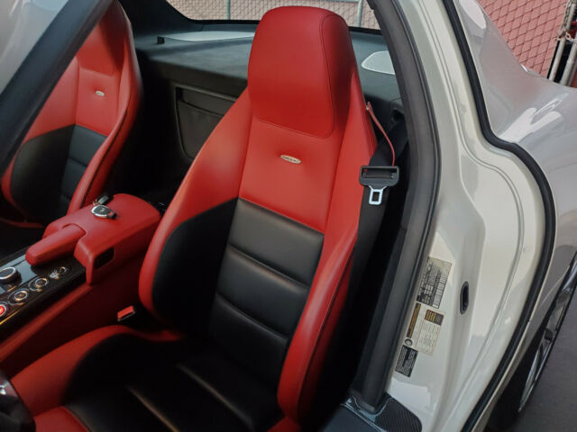 2012 Mercedes-Benz SLS AMG (White/Classic Red/Black Designo Exclusive Leather)