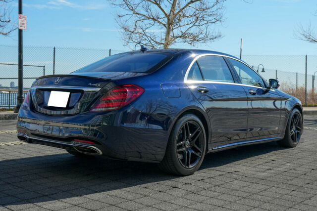 2018 Mercedes-Benz S560 (Cavansite Blue Metallic Finish/Brown)