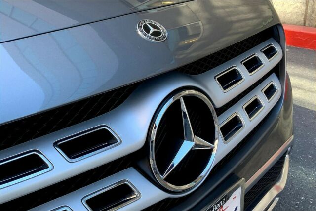 2019 Mercedes-Benz GL-Class (MOUNTAIN GRAY METALLIC/BLACK MB TEX)