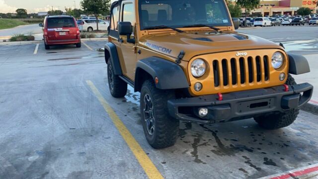 2014 Jeep Wrangler (Orange/Black)