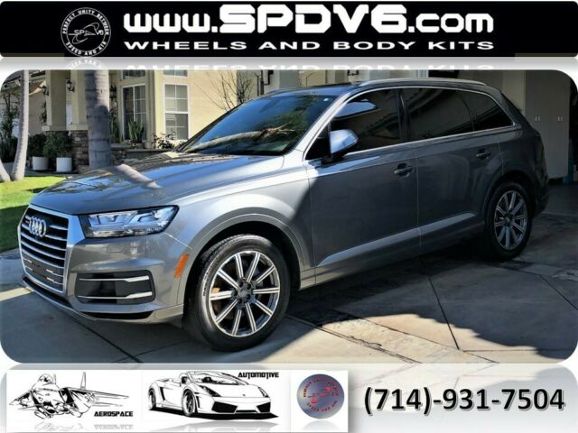 2017 Audi Q7 (Gray/Black)