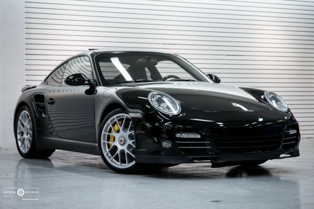 2012 Porsche 911 (Black/Black)