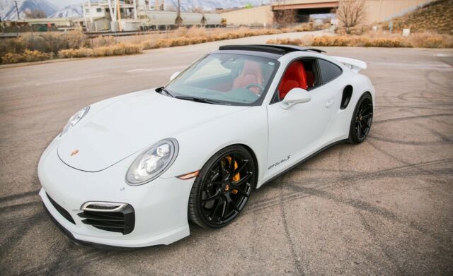 2015 Porsche 911