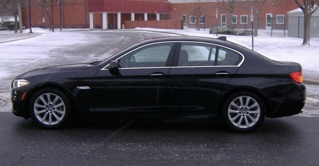 2016 BMW 5-Series (Black/Black)