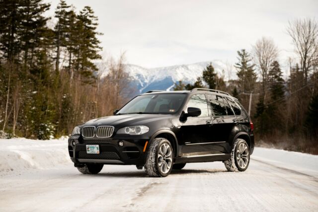 2012 BMW X5 (Black/Black)