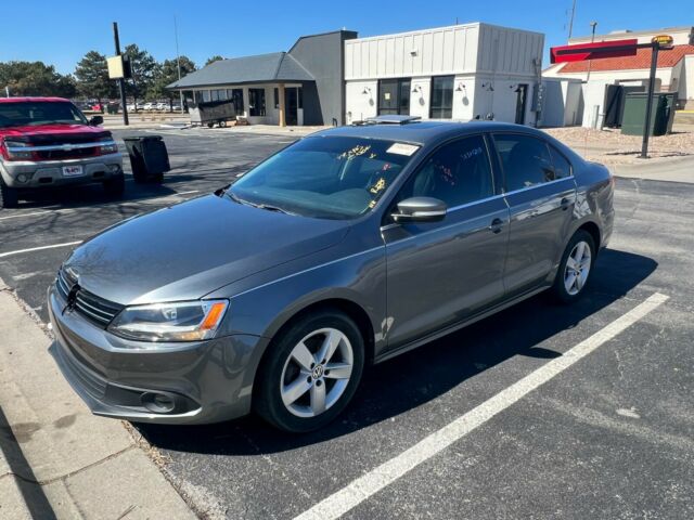 2012 Volkswagen Jetta (BLACK/SADDLE BROWN  EXCLUSIVE NAPPA  LEATHER)