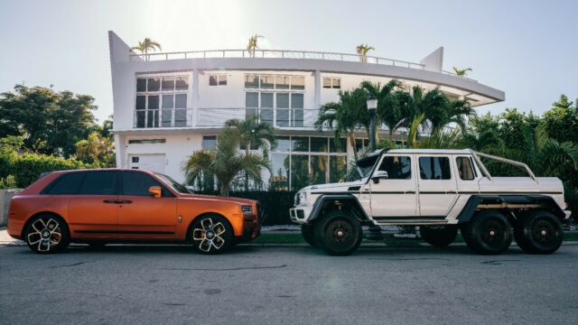 2014 Mercedes-Benz G-Class (White/Black and Wine Red)