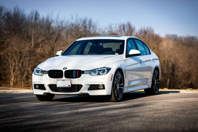 2018 BMW 340i xDrive (White/Tan leather)