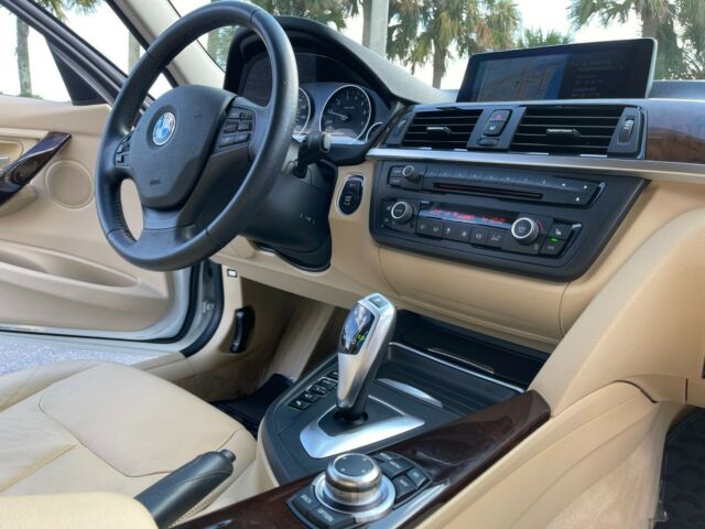 2014 BMW 3-Series (Alpine White/Venetian Beige Dakota Leather)