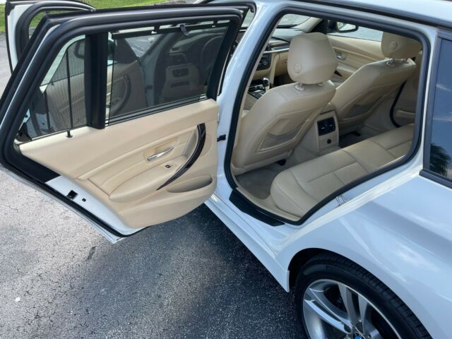 2014 BMW 3-Series (Alpine White/Venetian Beige Dakota Leather)