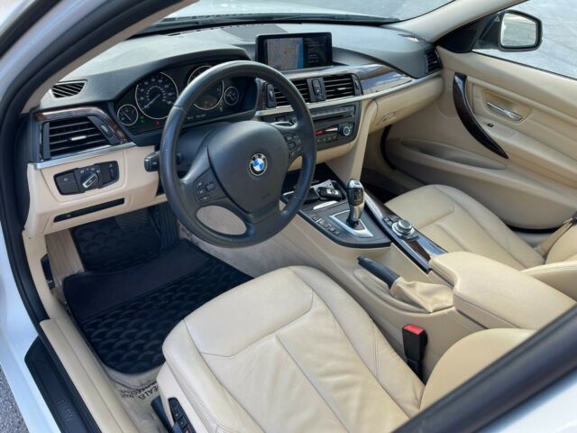 2014 BMW 3-Series (Alpine White/Venetian Beige Dakota Leather)