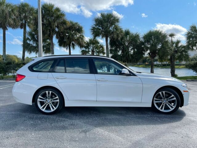 2014 BMW 3-Series (Alpine White/Venetian Beige Dakota Leather)