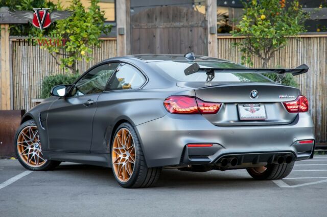 2016 BMW M4 (Gray/Black)