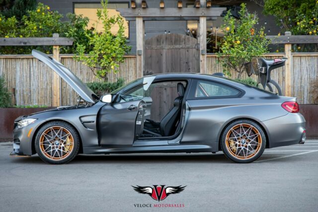 2016 BMW M4 (Gray/Black)