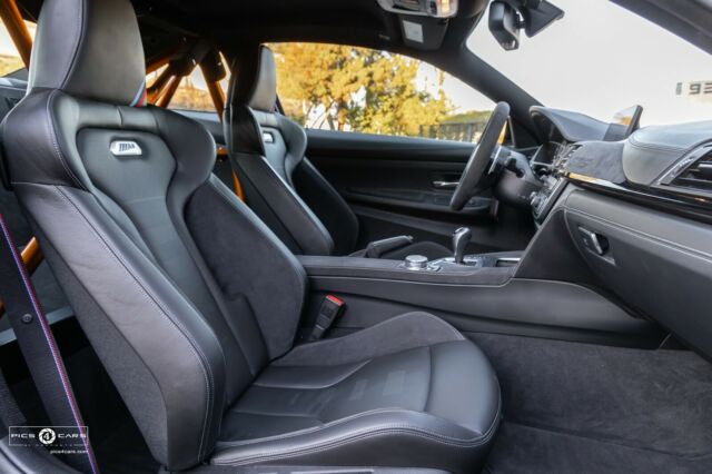 2016 BMW M4 (Gray/Black)