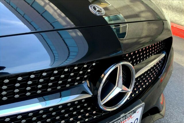2018 Mercedes-Benz C-Class (BLACK/BLACK MB TEX)