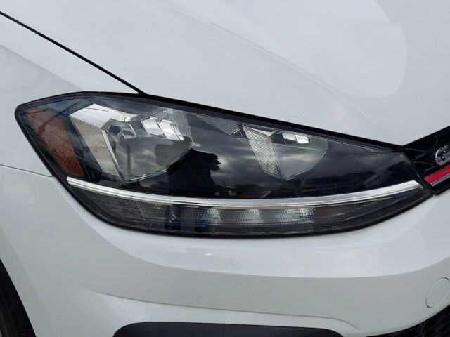 2018 Volkswagen Golf (White/Black)