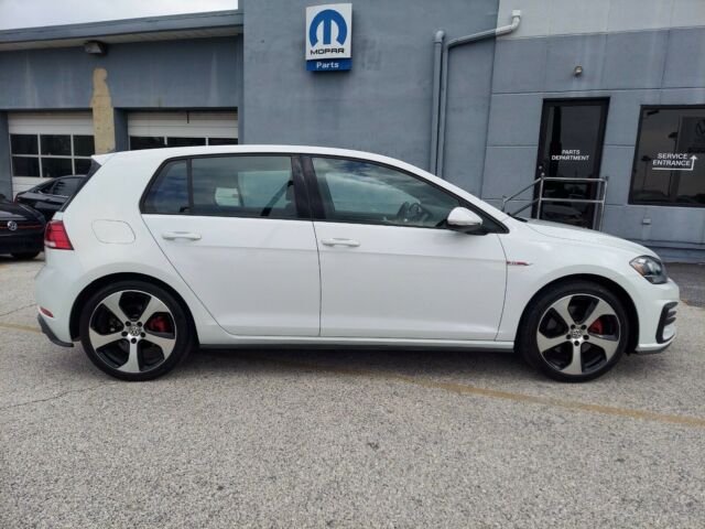 2018 Volkswagen Golf (White/Black)
